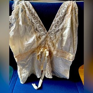 Miguelina Stephanie silk and lace camisole top in ivory. Like new. Size medium